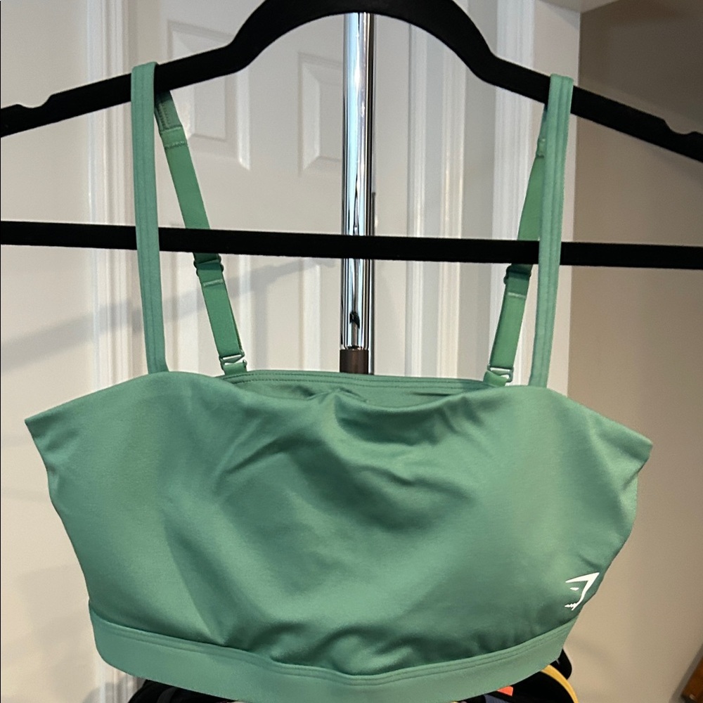 NWOT GYMSHARK Green Women's SPORTS BRA Top Medium